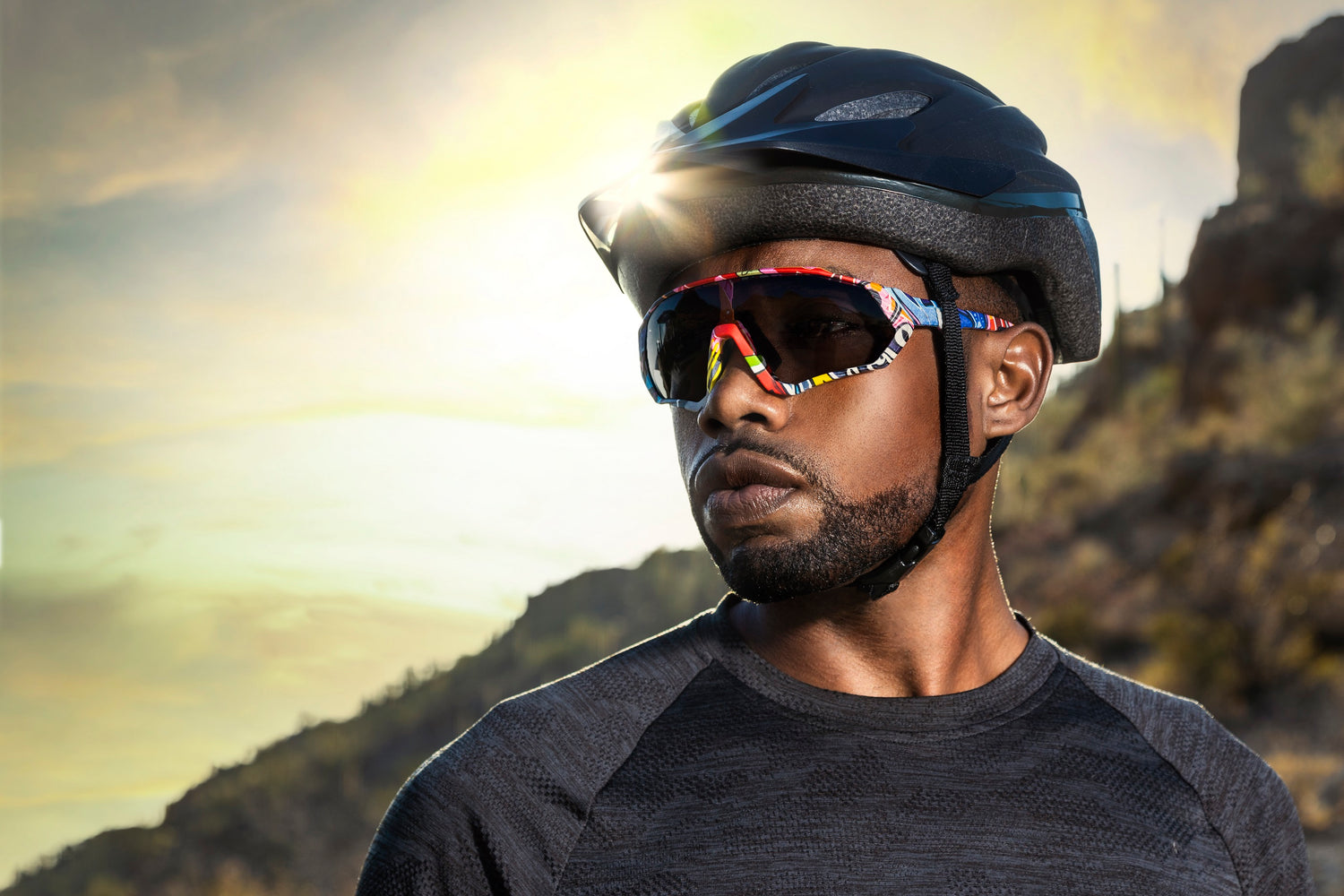 Discover SAOLAR's Best Photochromic Cycling Glasses (2023)