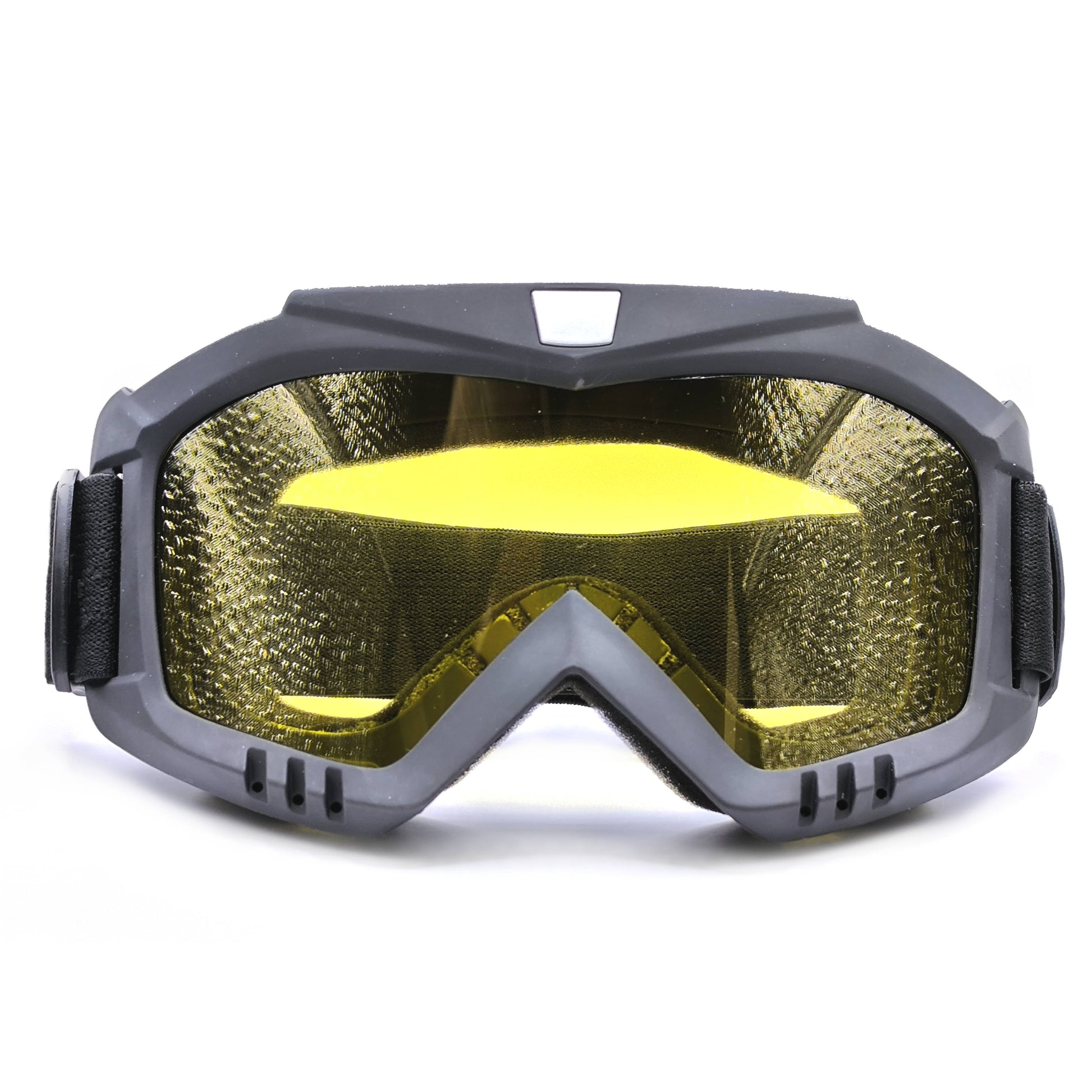 Close-up of CanyonPro MTB Mask with Yellow Lenses