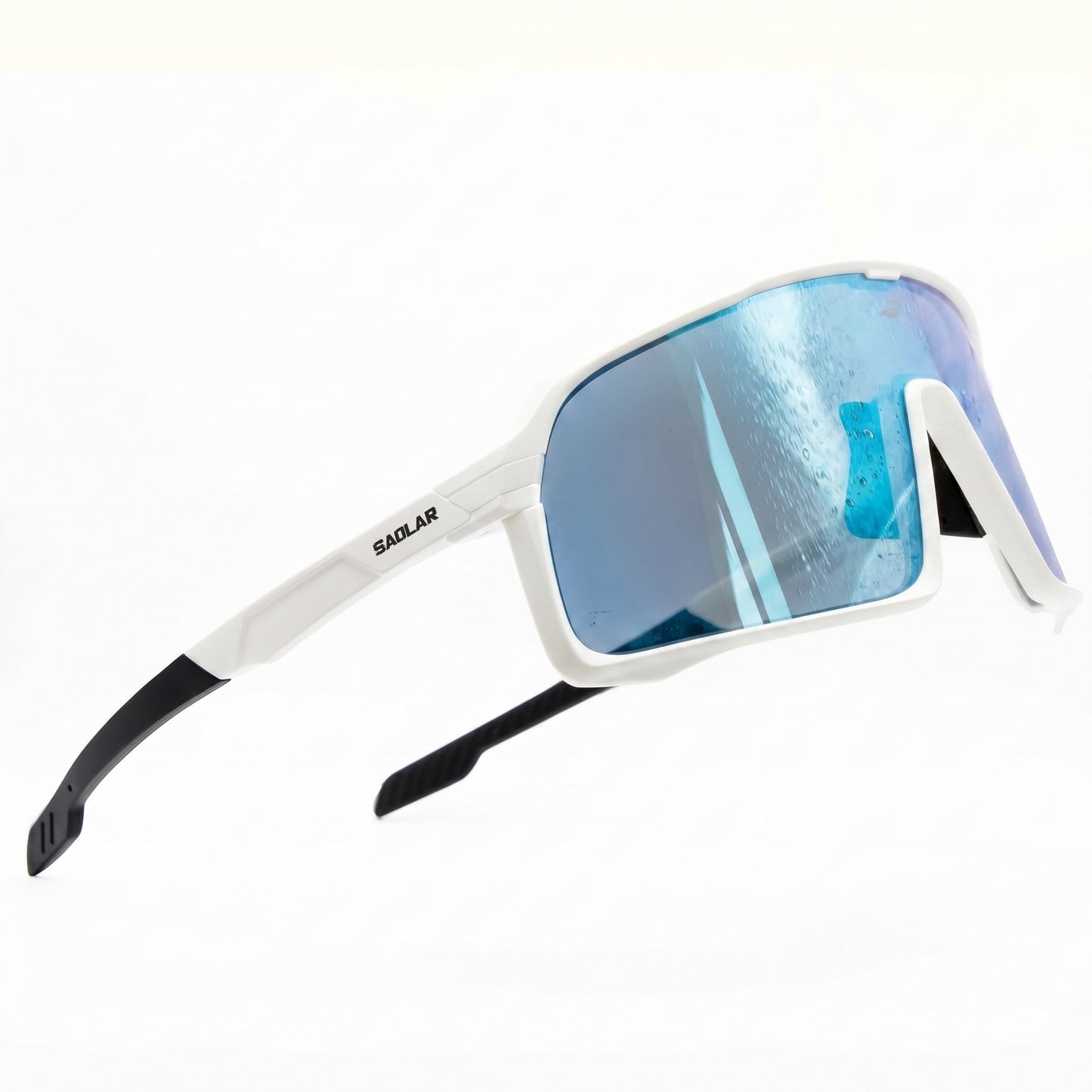 Experience the SAOLAR Shadelane Ice, high-performance photochromic cycling sunglasses with blue adaptive lenses, anti-fog protection, and ultra-light aerodynamic design.