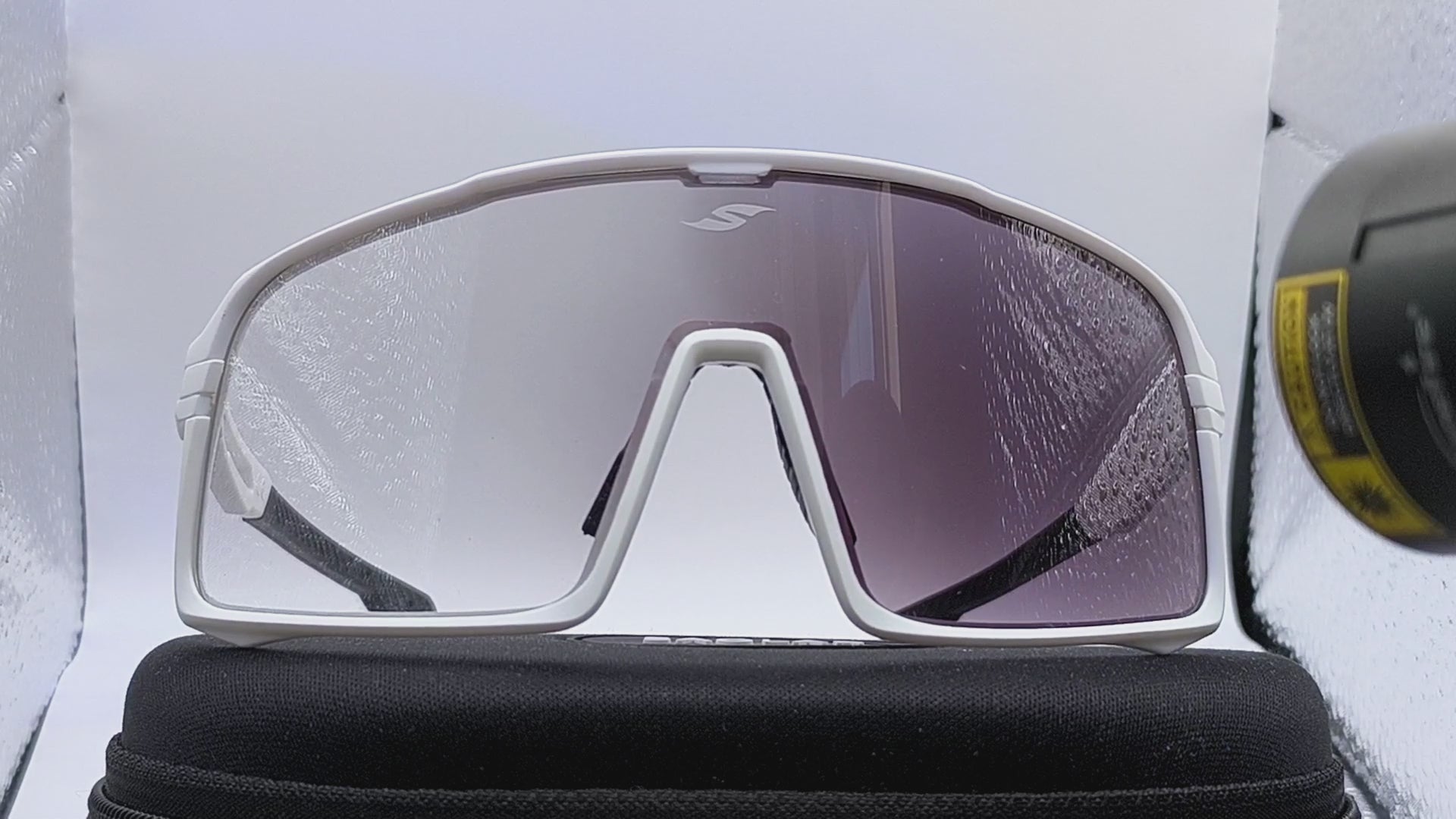 SAOLAR Shadelane Photochromic Sports Sunglasses Video Showcase