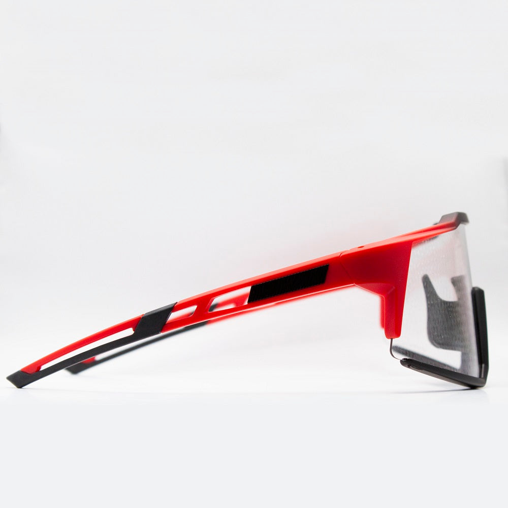 Cheetah photochromic sunglasses cycling - right view